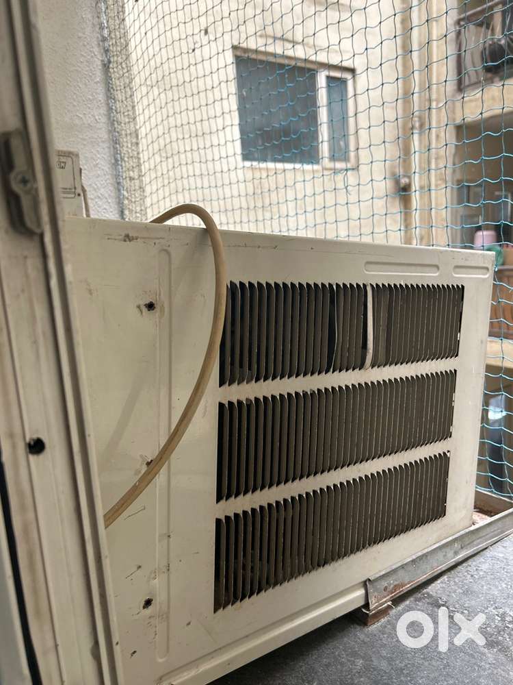Onida window 1.5 ton AC
