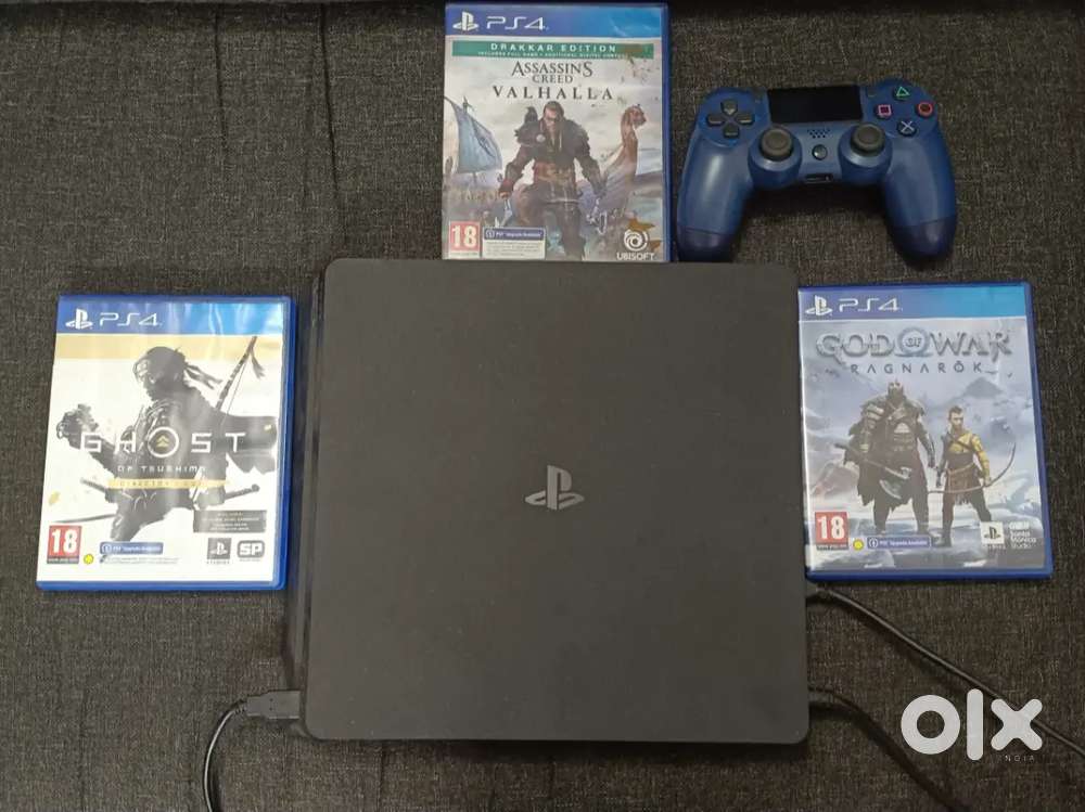 ps4 slim 1tb with one controller and 3disk games for 24000