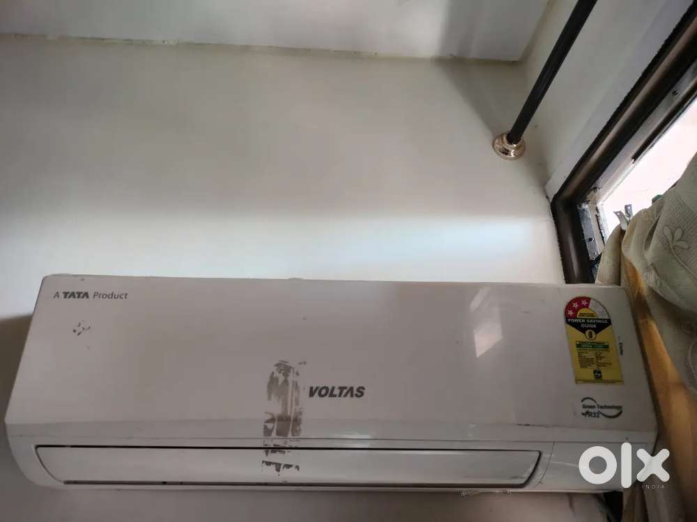 1 Ton voltas split AC