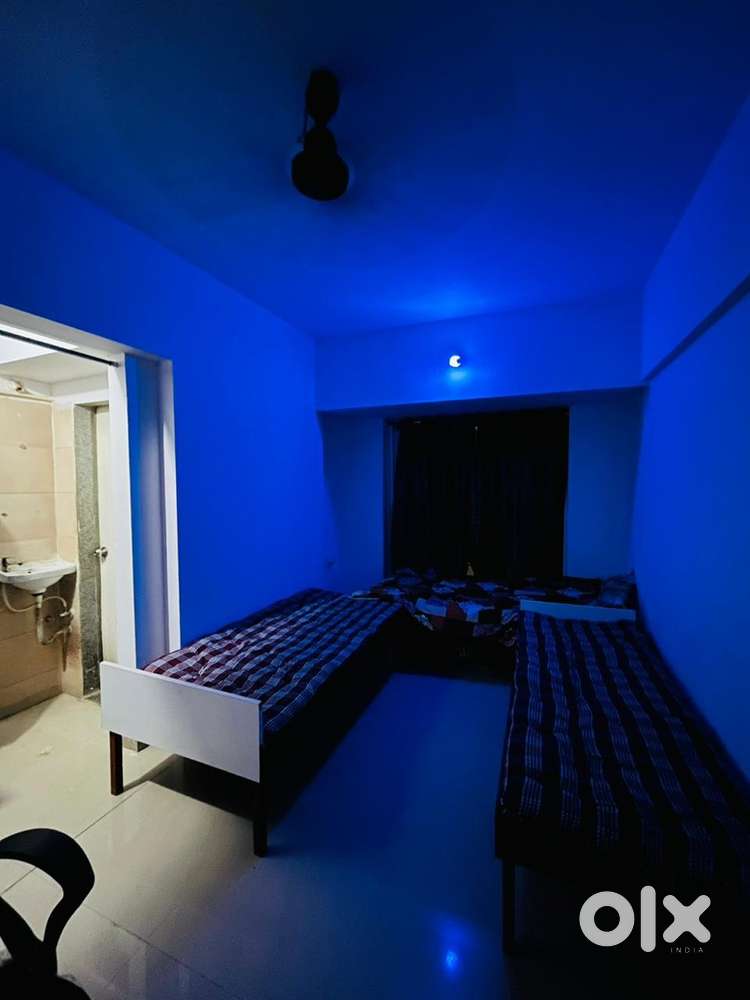 1 Bhk flat pg hostel zostel sharing flat home stay bombay mumbai house