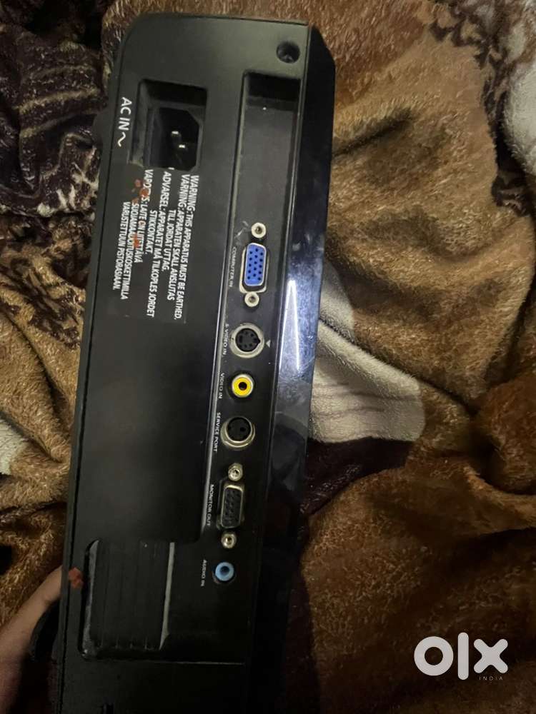 Panasonic PT-LS26 projector