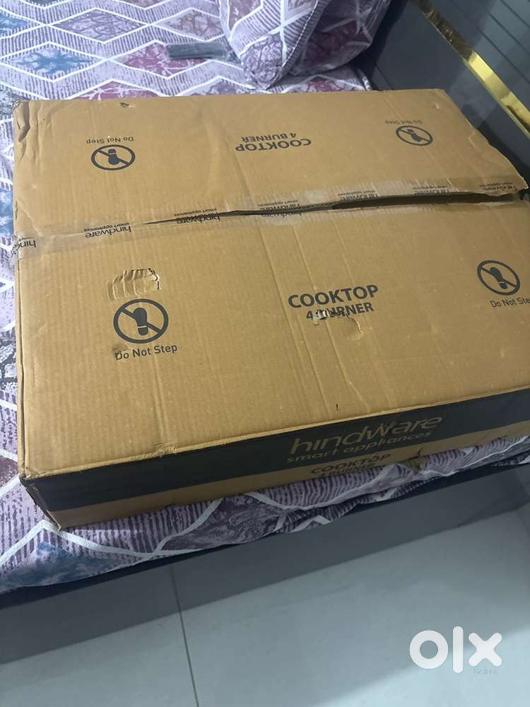 Brand new hindware auroignition gas stove