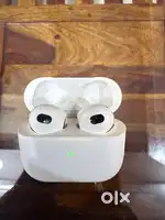 Apple AirPods (2nd Generation) with Charging Case – Original