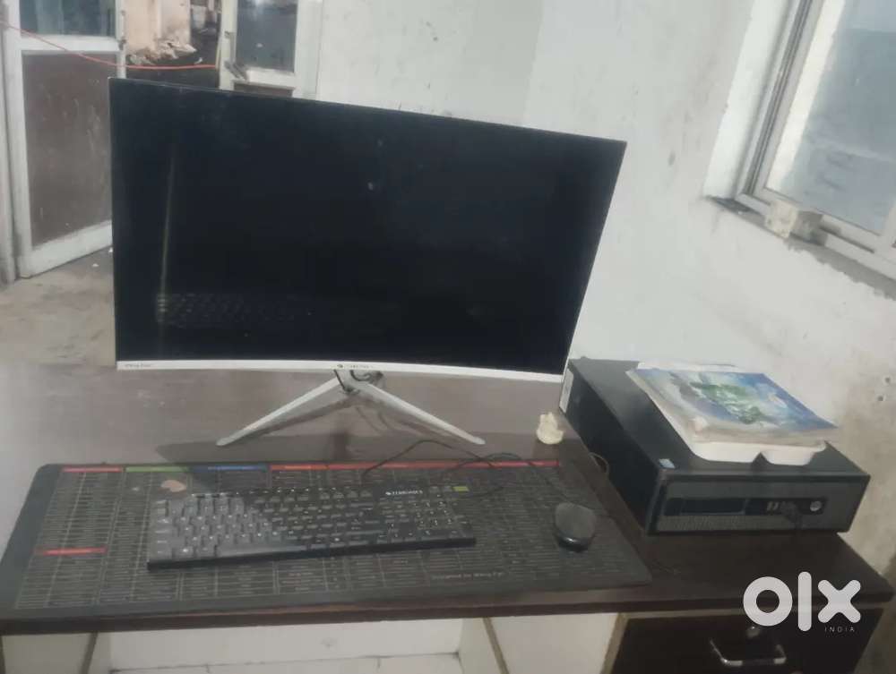 Computer curve 80cm display Hp intel corei5