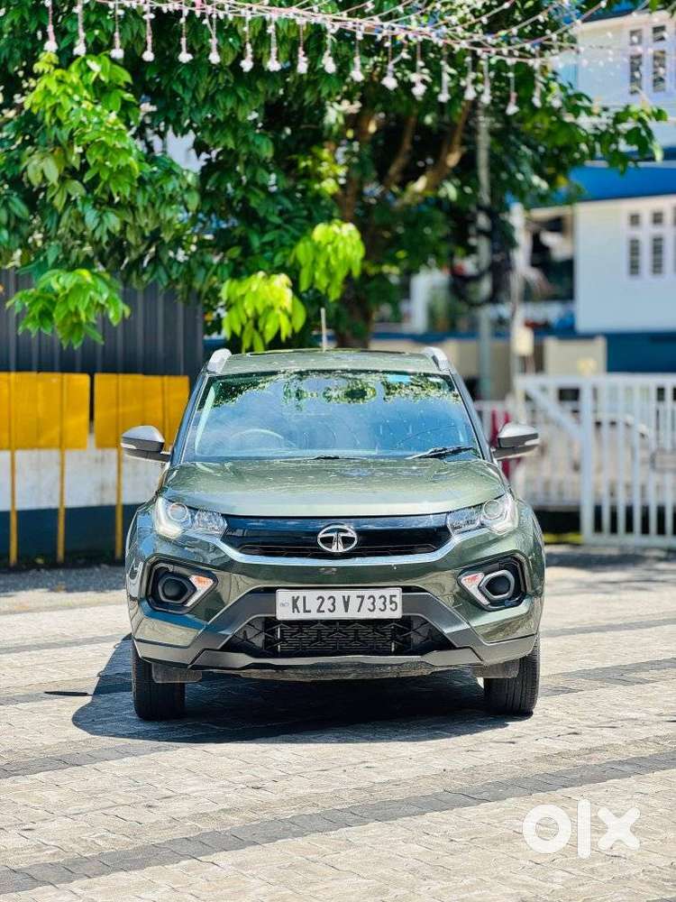 Tata Nexon 1.2 Revotron XM (S), 2023, Petrol
