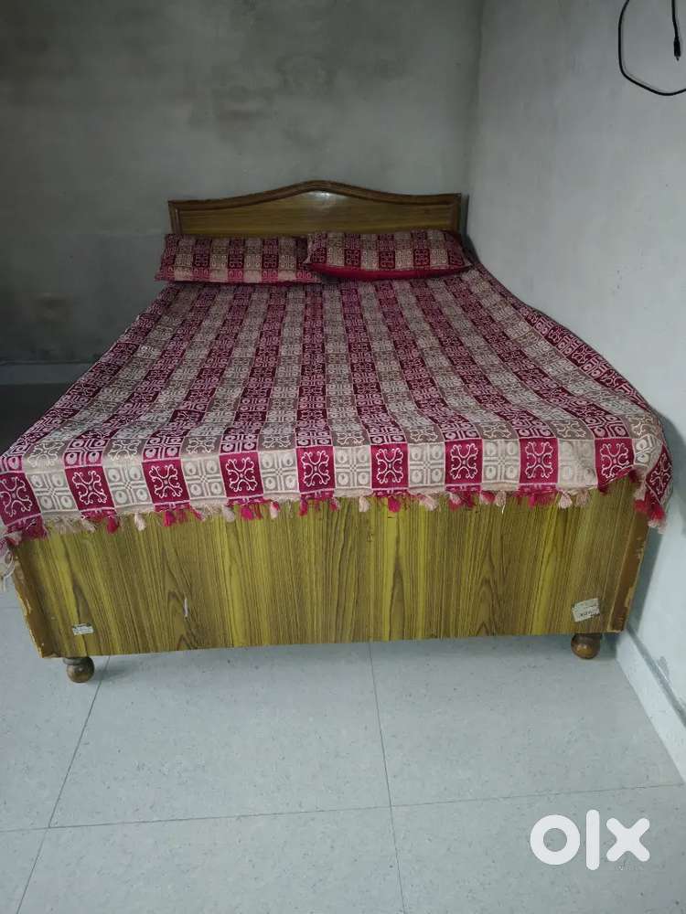 Single Bed(Diwan)