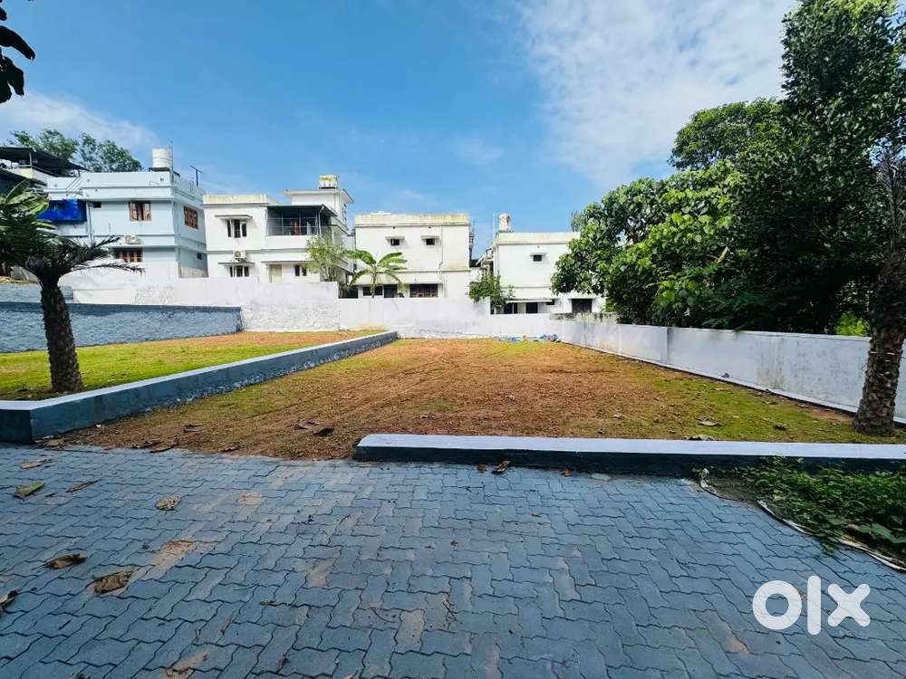 RESIDENTIAL PLOT FOR SALE AT KAKKANAD EDACHIRA