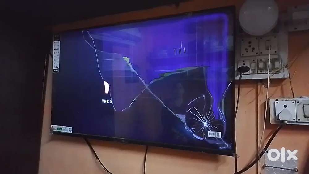 We REPAIR and BUY, BROKEN, FAULTY, LCD LED LED TV Repair center