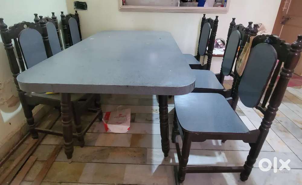 Rs.8,100-6 seater, 3 ft X 5 ft excellent quality wooden dining table