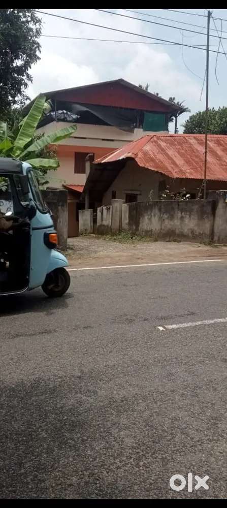 7 cent land for sale maruthemkuzhi PTP road frontage