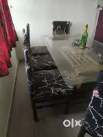 Dinning table with 5 chairs