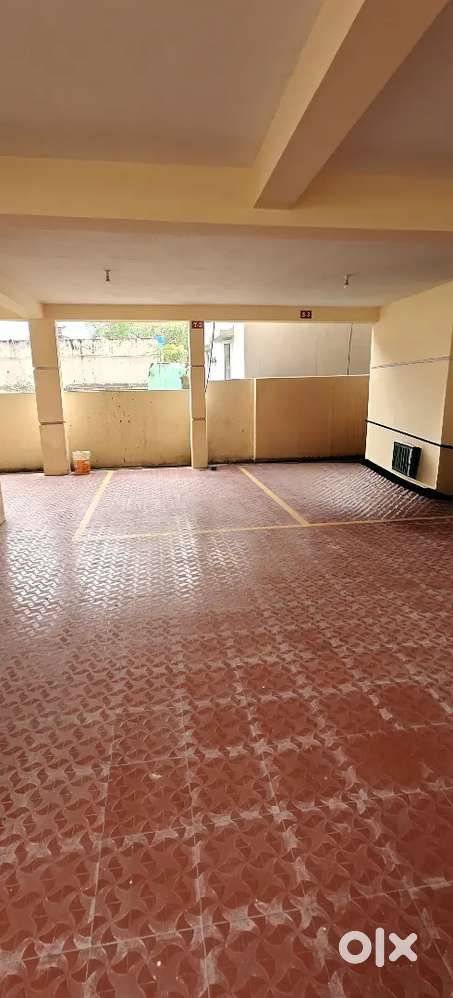 Car parking space (Perambur, Chennai)
