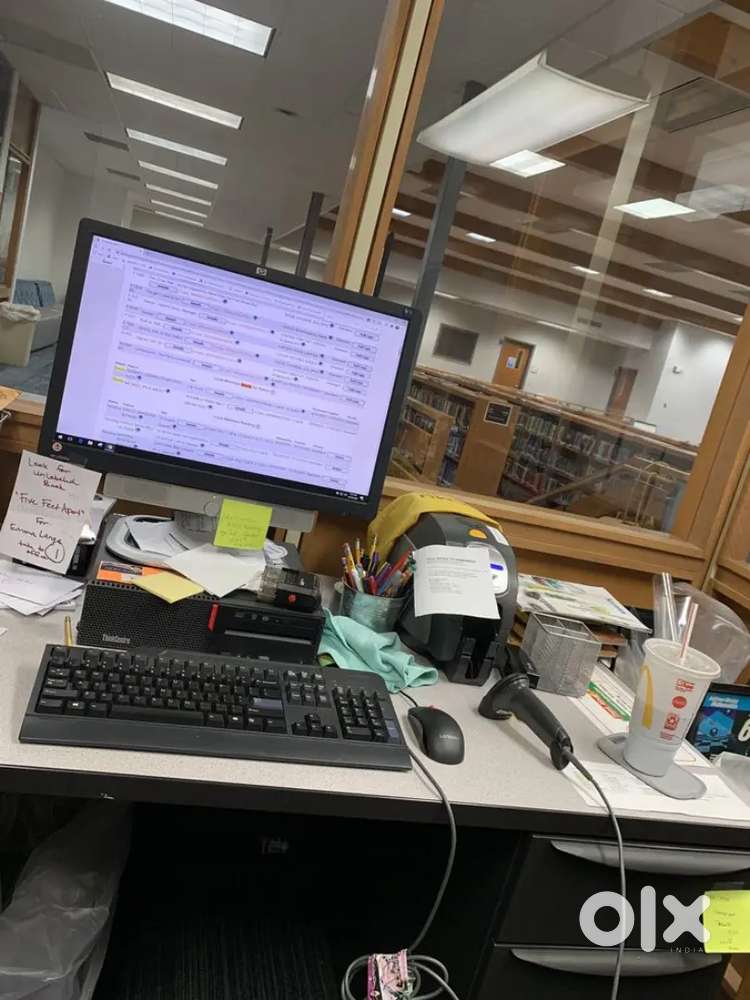 WAREHOUSE IS BOOKING OUT THE EMPLOYEES