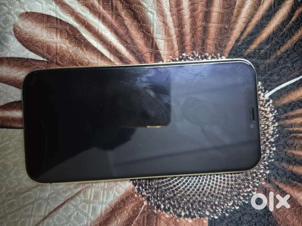 Iphone 12 pro 256gb (dubai model)