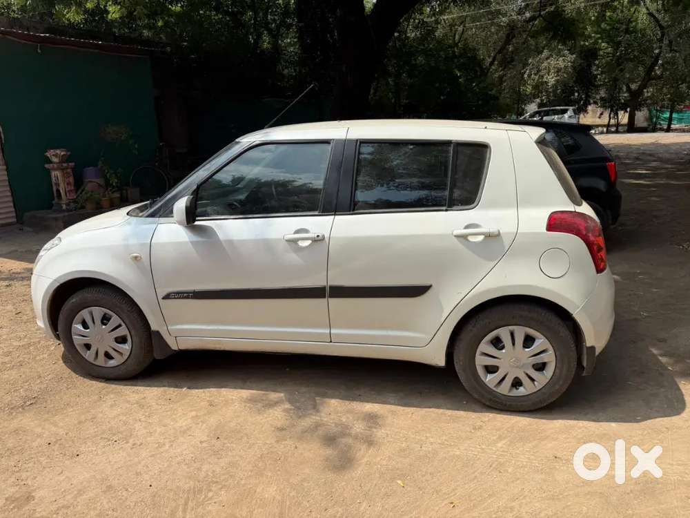 Maruti Suzuki Swift 2010