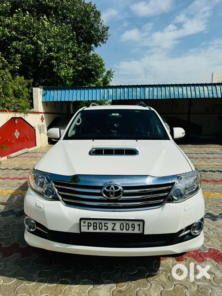 Toyota Fortuner 2016 Diesel 113000 Km Driven
