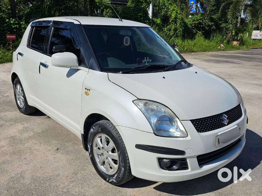 Maruti Suzuki Swift 2004-2010 ZXi BSIV, 2010, Petrol