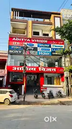 SHOP (HALL 680 sq ft) for rent  Kareli (Main road)