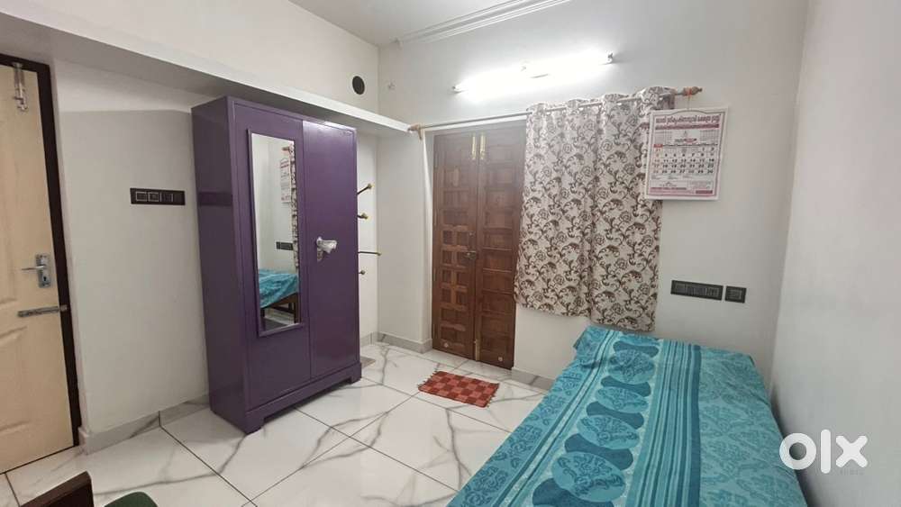 Single bedroom with attached bathroom
