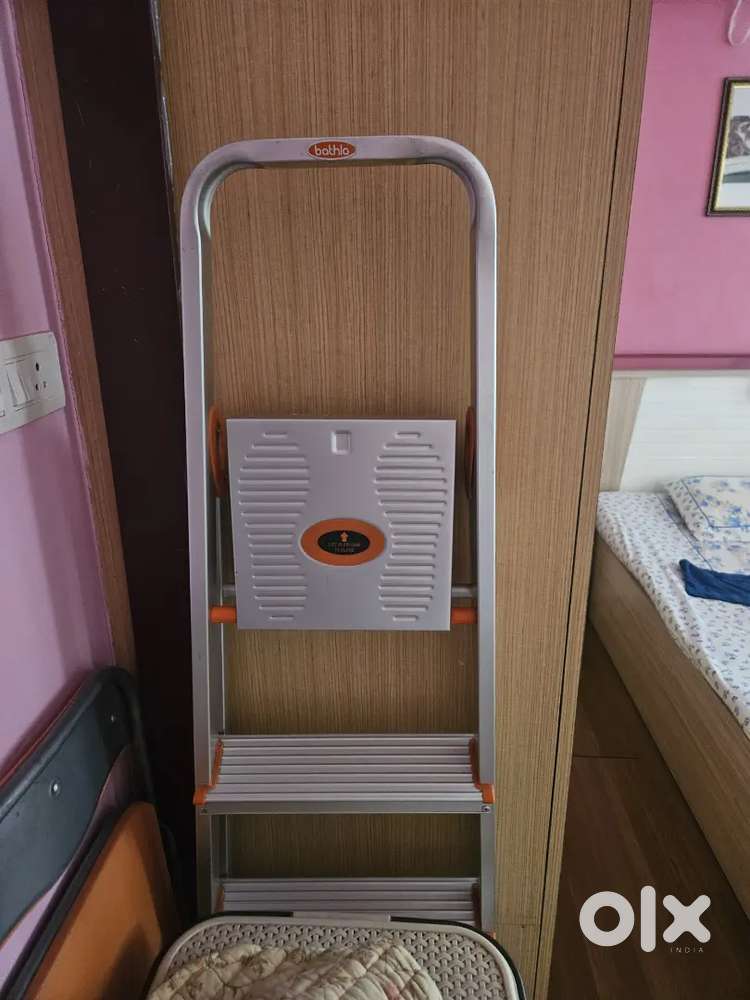 Foldable aluminium stairs