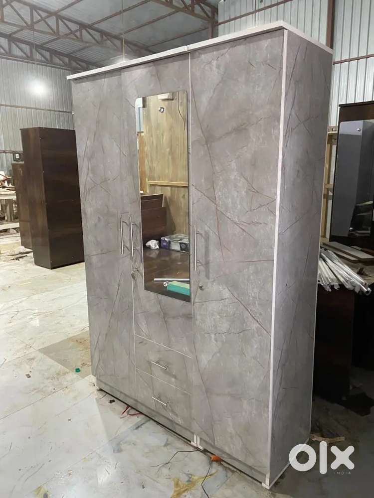 NEW 3 DOOR WARDROBE FROM FACTORY