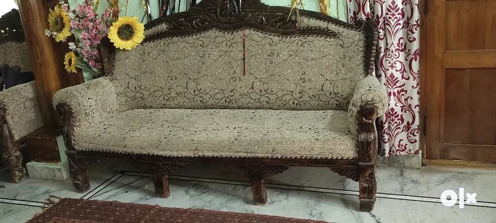 sofa set for urgent sale