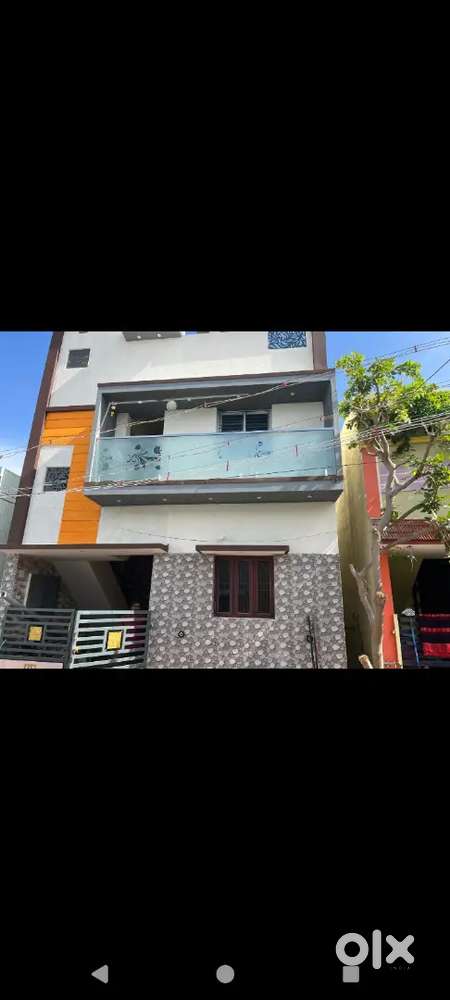 HOUSE FOR RENT/LEASE.