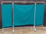 Hospital partition screen