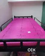 Bunk bed with foldable matress