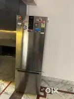 Whirlpool double door in mint condition