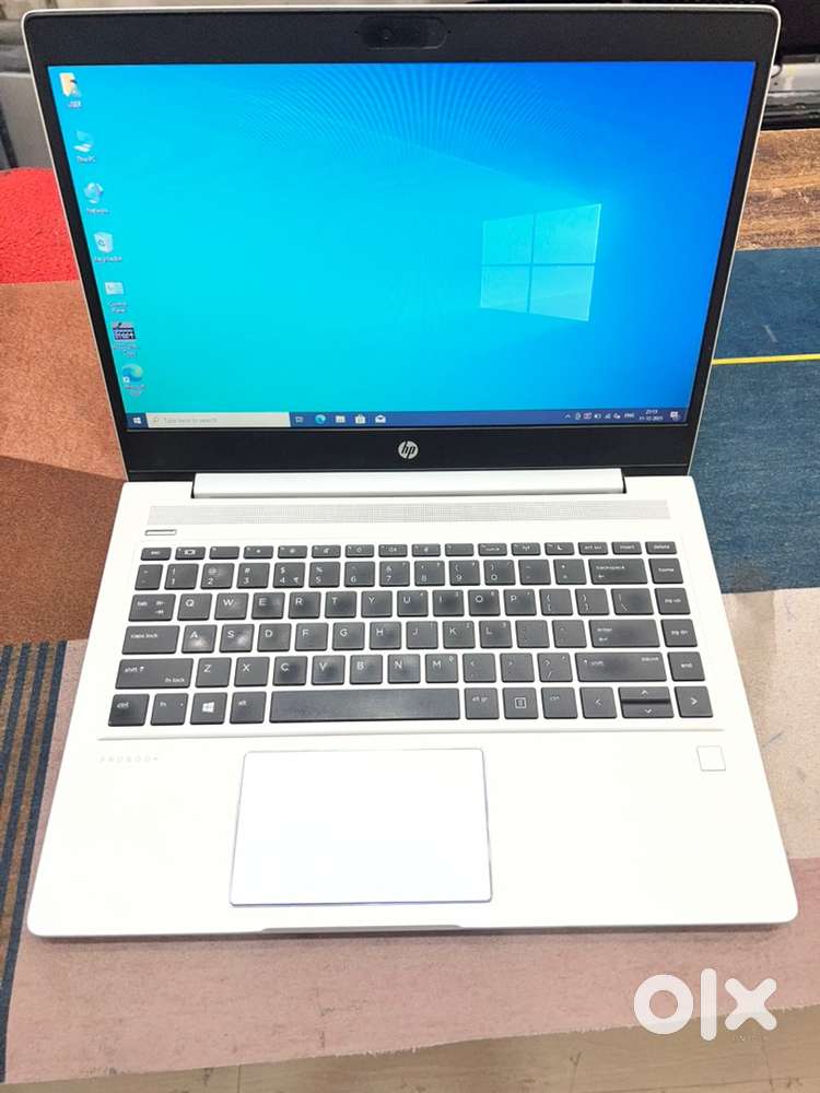 Hp intel 10th generation laptop 8/256 silver matel now urgent sale