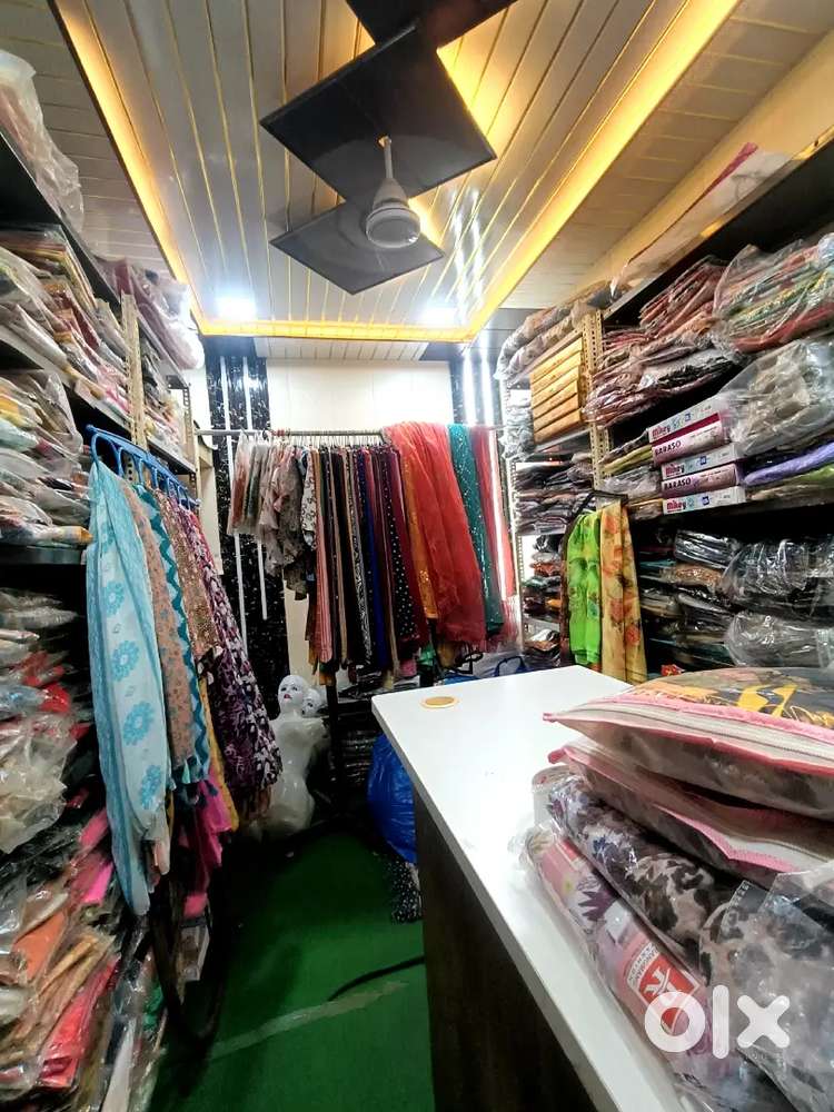 Argent sell, women wear, kids wear, 300000maal 250000 me full shop