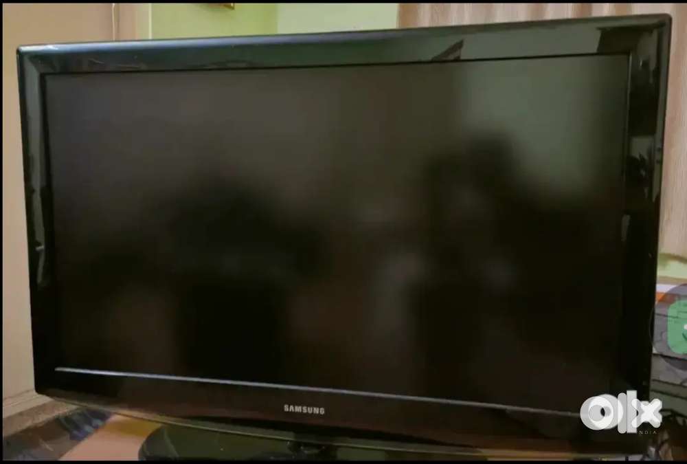 SAMSUNG 32 inch HD tv