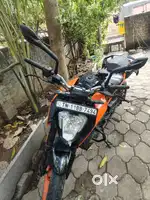 KTM DUKE 200