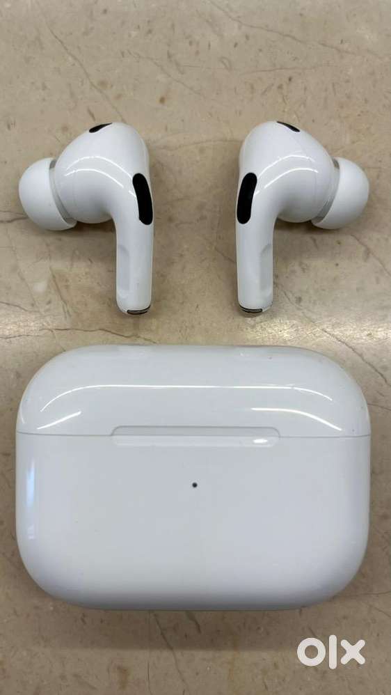 DISPLAY TRUE WIRELESS BLUETOOTH EARPHONES EARBUDS EARPODS SMART WATCHE