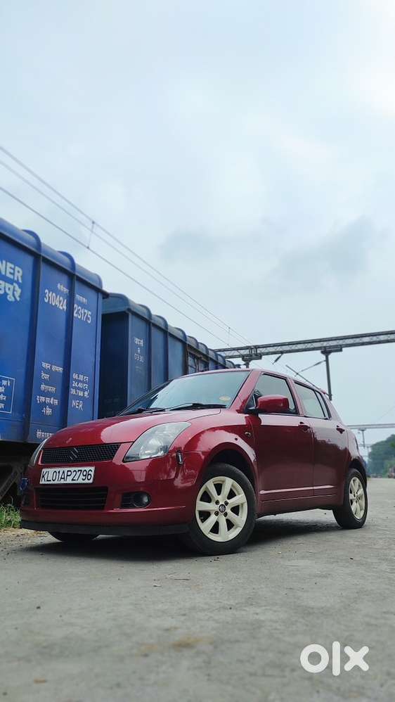 Maruti Suzuki Swift 2006 Petrol 95000 Km Driven