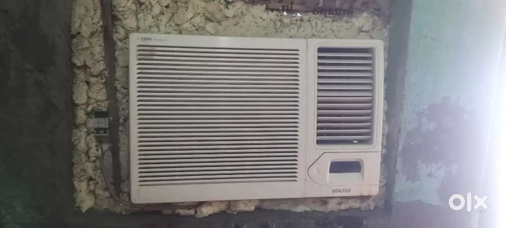 Ac window 1.5 tan