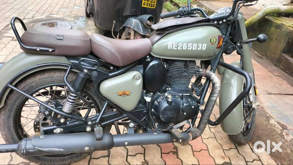 Royal enfield classic 350 gray colour
