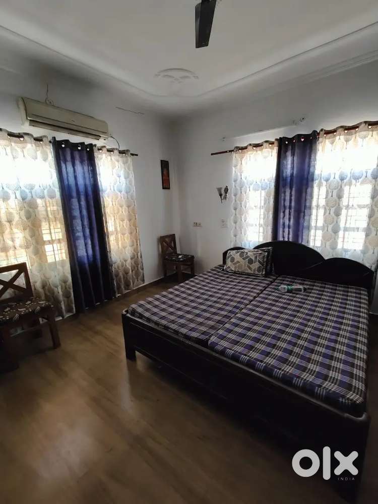 Independent one bedroom set with terrace and parking