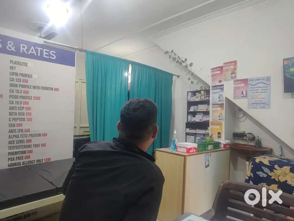 Receptionist and nursing assistant