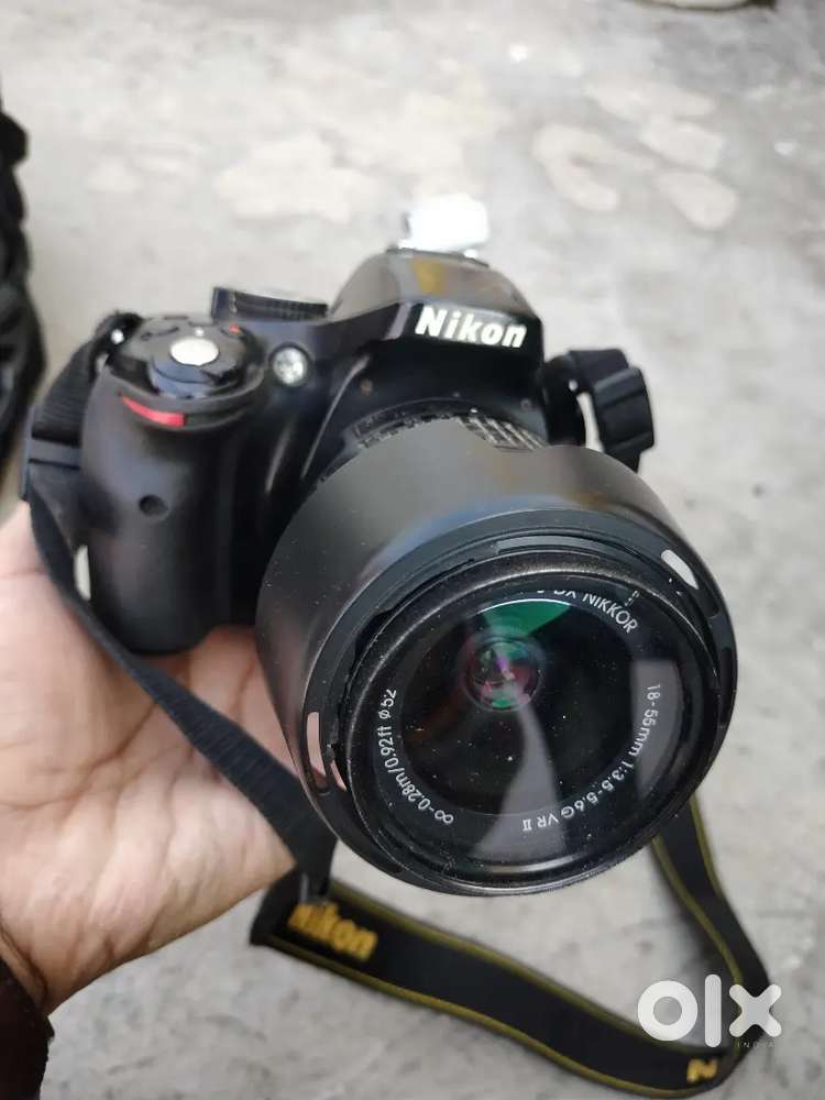 Nikon DSLR camera sell