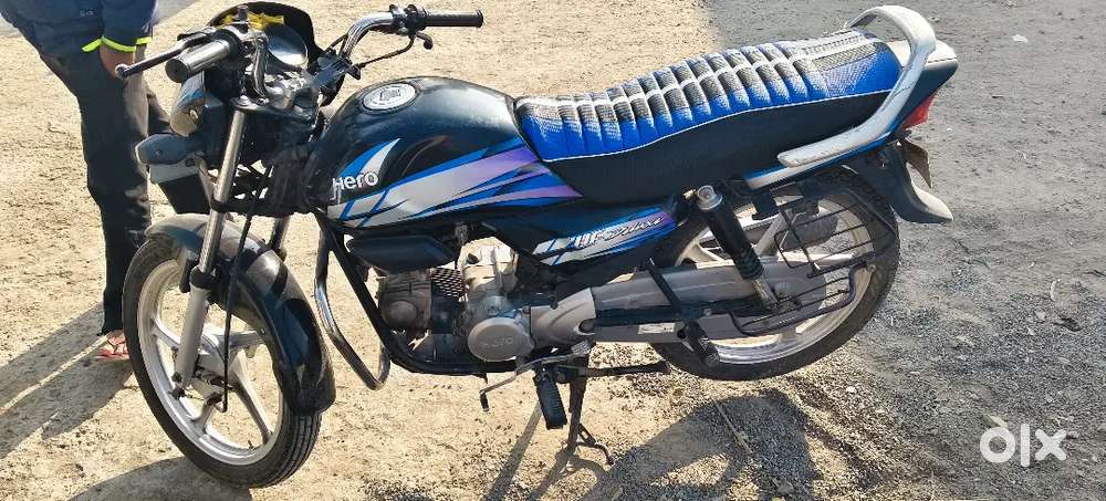 do gadiya he isliye bech raha hu