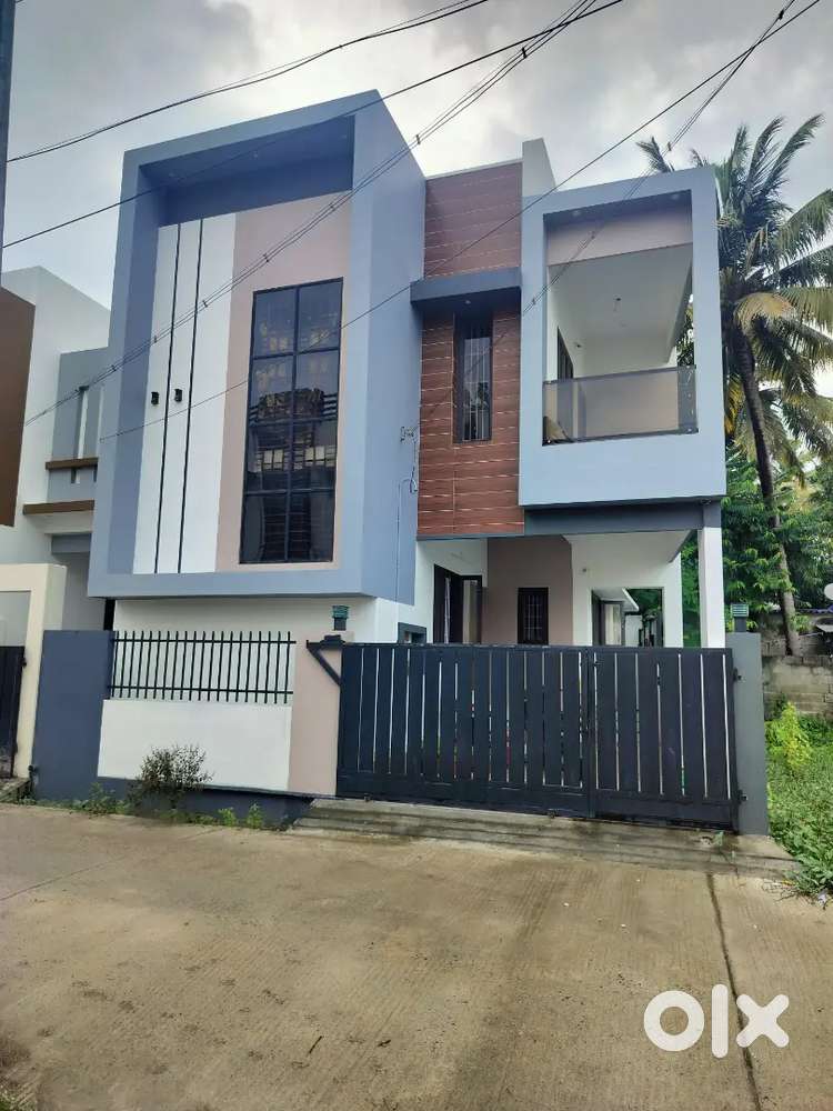 Melasankarankuzhi 3BHK : Modern Design & Premium Finish Villa For Sale