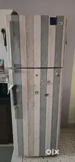 LG fridge in very good condition