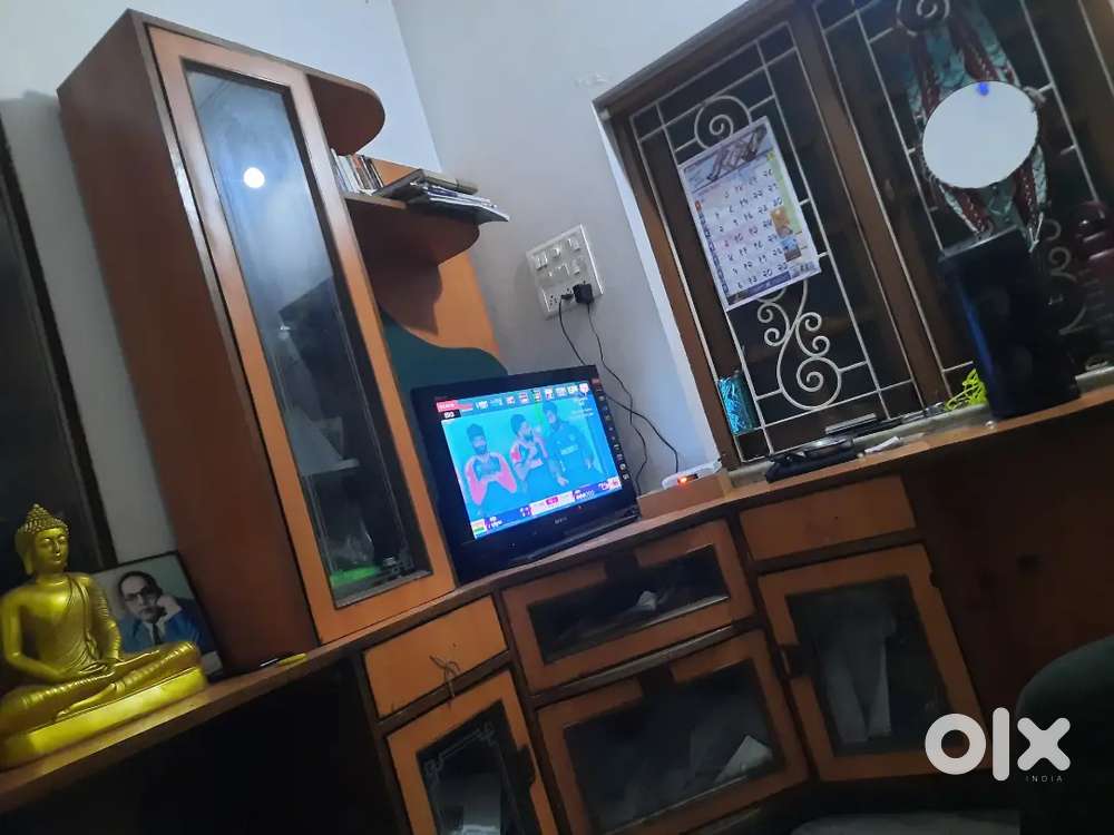 Tv set ,Showcase