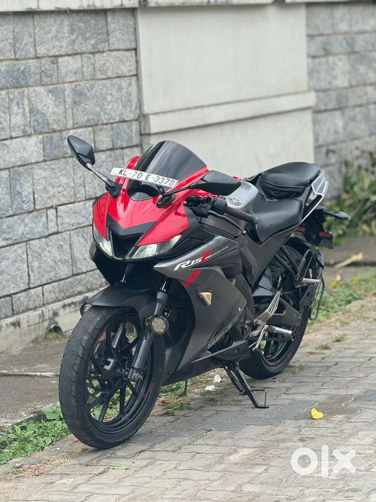 Yamaha r15 v3