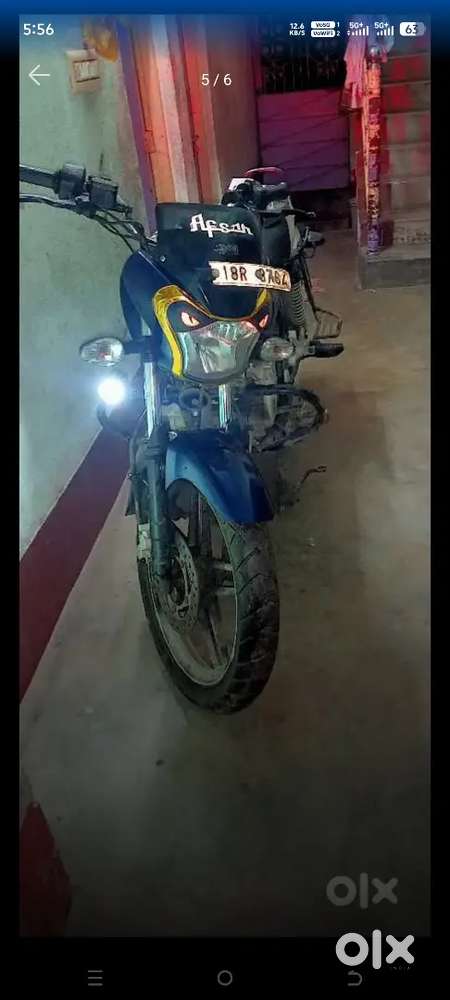 One hand good condition