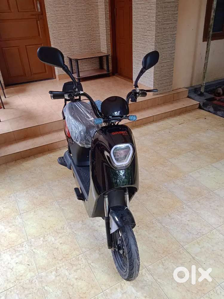 New unused Electric scooter