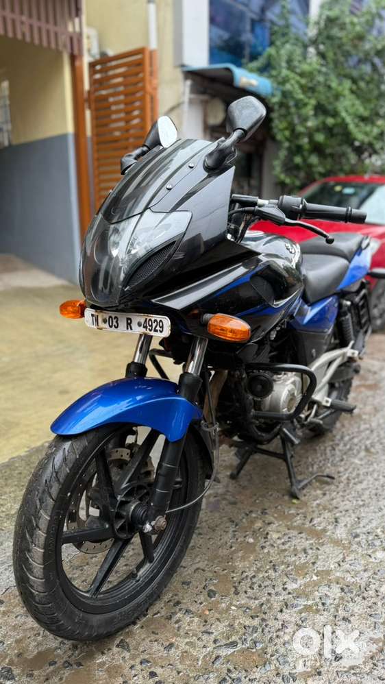 Bajaj pulsar 220f