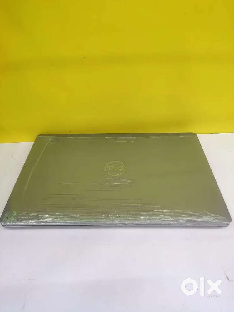 DELL Laptop/Lifetime service warranty/ Core i7/8GB DDR4 RAM/256GB SSD